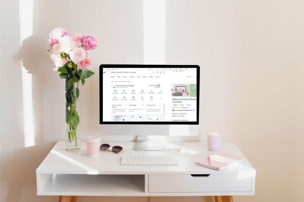 featured image for blogging for photographers blog post